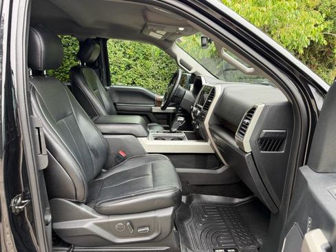 Used 2018 Ford F150 Lariat w/ Equipment Group 501A Mid AWD/4WD image 25