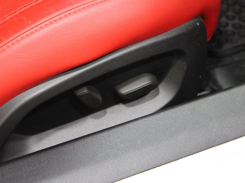 Used 2014 Chevrolet Corvette Stingray Coupe image 21