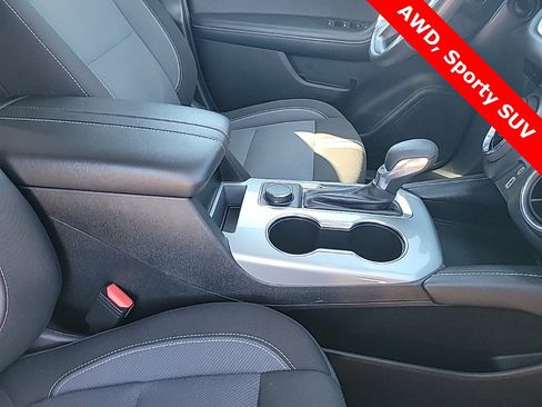 Used 2023 Chevrolet Blazer LT image 43