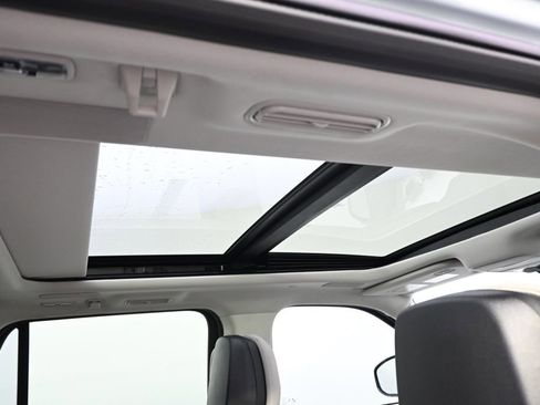 New 2026 Lincoln Navigator L Reserve w/ Jet Appearance Package image 17