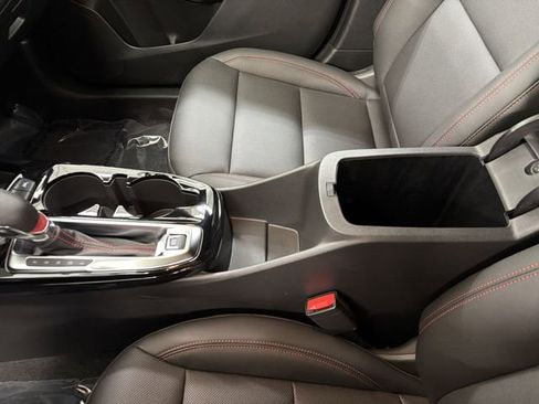 Certified 2024 Chevrolet Trax RS w/ Sunroof Package image 22