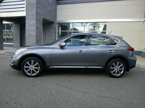 Used 2017 INFINITI QX50 AWD w/ Premium Plus Package image 6