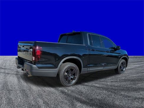 Used 2024 Honda Ridgeline Black Edition image 4