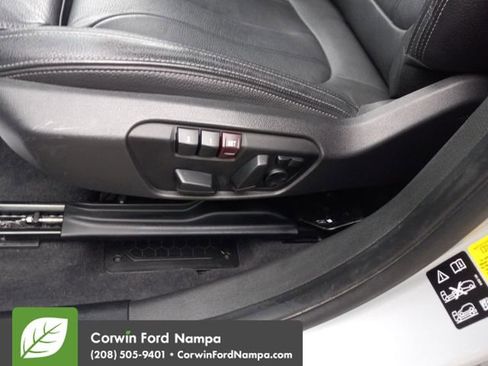 Used 2018 BMW X1 xDrive28i AWD/4WD image 12