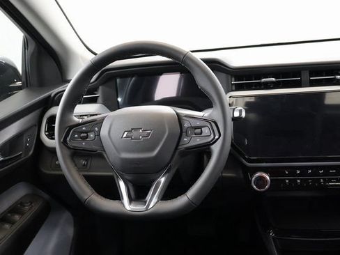 New 2027 Chevrolet Bolt LT w/ Comfort Package FWD image 15