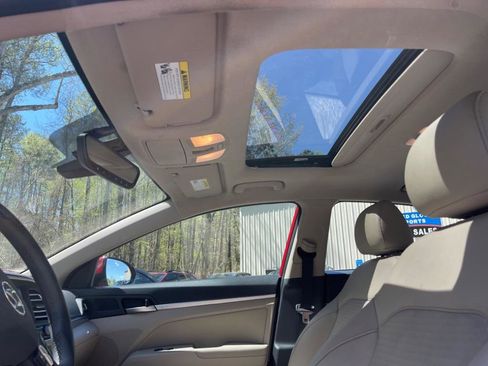 Used 2020 Hyundai Elantra Limited w/ Ultimate Package 03 image 17