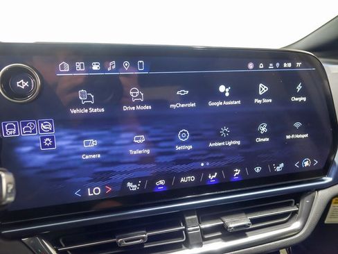 New 2026 Chevrolet Equinox EV LT image 17