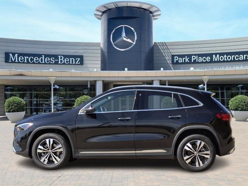 New 2026 Mercedes-Benz GLA 250 image 3