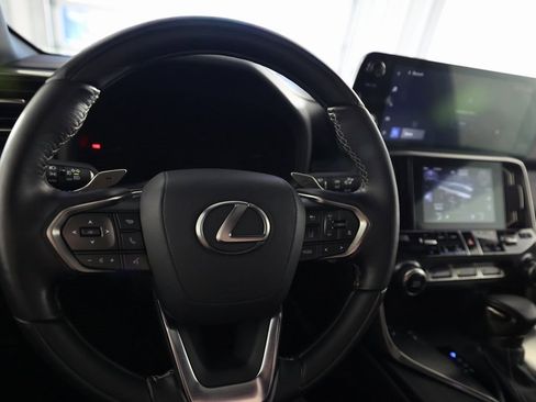 Used 2023 Lexus LX 600 4WD w/ Appearance Package image 23