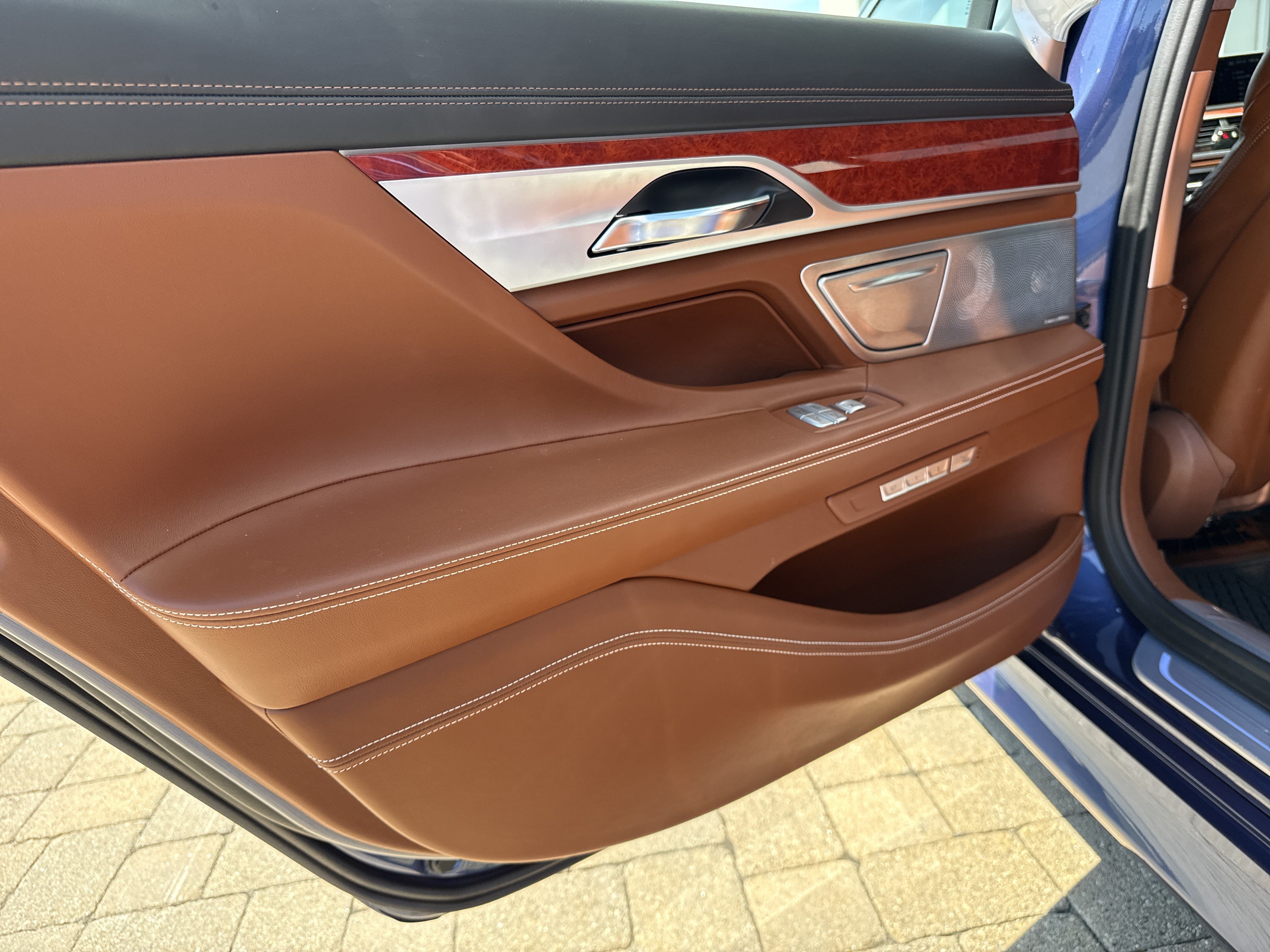 Used 2018 BMW ALPINA B7 xDrive AWD/4WD image 30