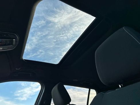 New 2025 Jeep Grand Cherokee Laredo X w/ Luxury Tech Group I image 20