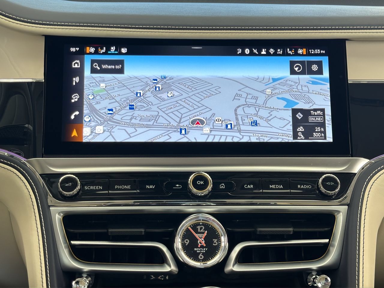 Used 2025 Bentley Flying Spur Plug-In Hybrid AWD/4WD image 23