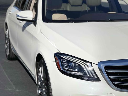 Used 2019 Mercedes-Benz S 560 Sedan image 54