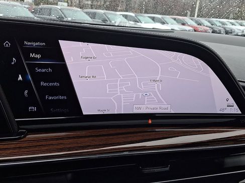 Used 2022 Cadillac Escalade Premium Luxury w/ Performance Package image 18