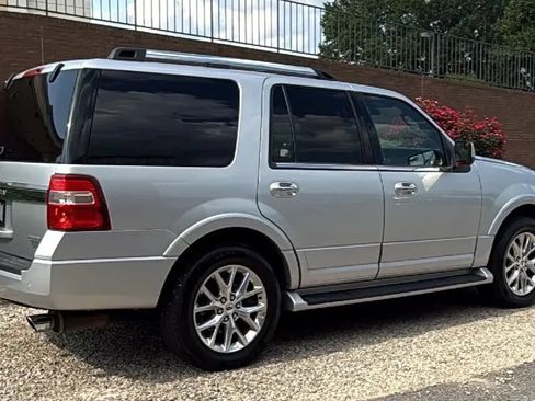 Used 2016 Ford Expedition Limited AWD/4WD image 7