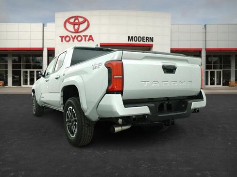 New 2025 Toyota Tacoma TRD Sport image 15