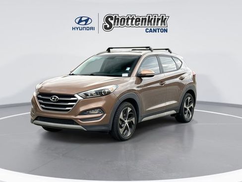 Used 2017 Hyundai Tucson Sport image 4