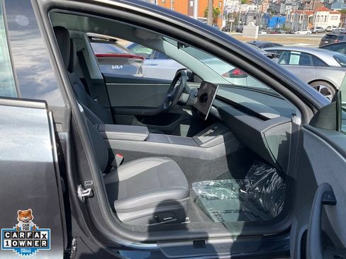 Used 2025 Tesla Model 3 Long Range RWD image 61