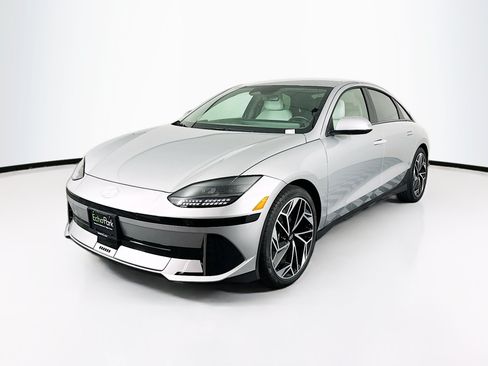 Used 2024 Hyundai Ioniq 6 SEL RWD image 3
