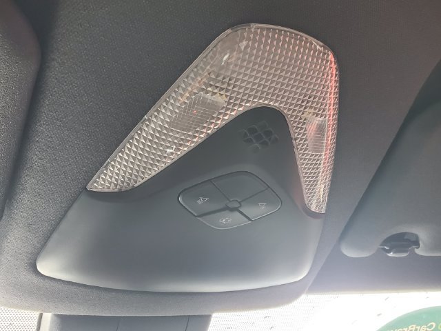 Used 2019 Toyota C-HR LE FWD image 32