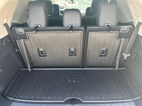 New 2025 Nissan Pathfinder Platinum w/ Cargo Package image 19