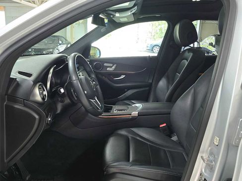 Used 2020 Mercedes-Benz GLC 300 4MATIC image 20