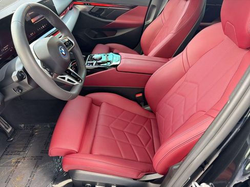 Used 2026 BMW i5 eDrive40 w/ M Sport Package RWD image 5