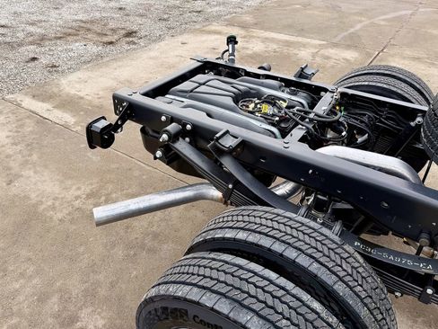 New 2026 Ford F550 4x4 Crew Cab Super Duty image 19