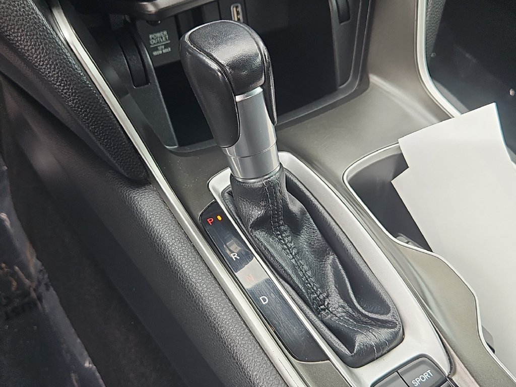 Used 2018 Honda Accord Sport image 20