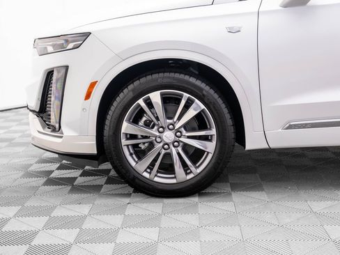 New 2025 Cadillac XT6 Premium Luxury w/ Technology Package image 34