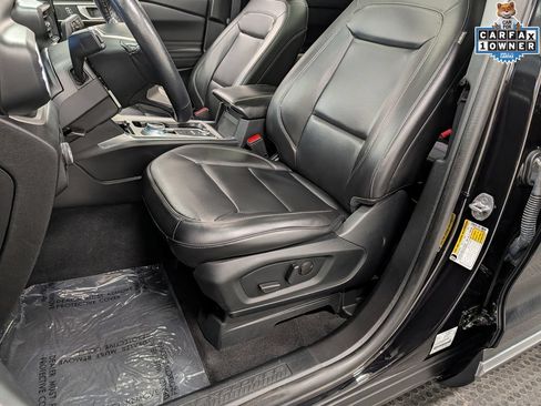 Used 2023 Ford Explorer XLT w/ Equipment Group 202A AWD/4WD image 10