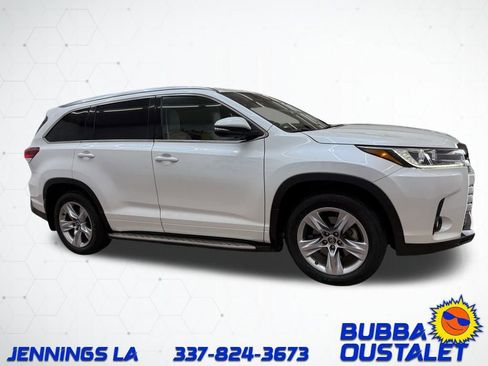 Used 2018 Toyota Highlander Limited image 6