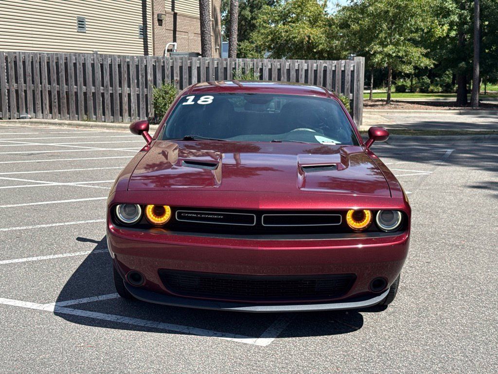 Used 2018 Dodge Challenger SXT RWD image 8