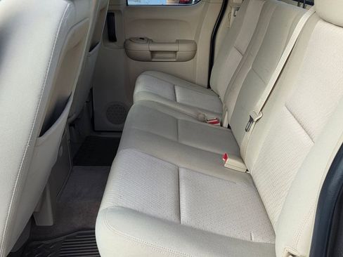 Used 2013 GMC Sierra 2500 SLE w/ SLE Preferred Package image 18