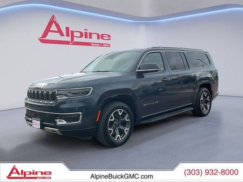 Used 2024 Jeep Wagoneer L Series III w/ Flexible Seating Group image 1