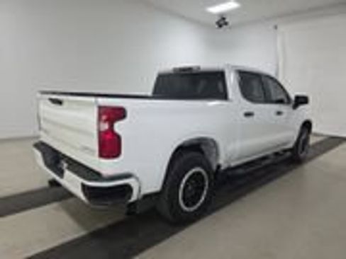 Used 2023 Chevrolet Silverado 1500 Custom RWD image 3