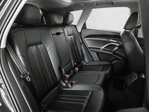 New 2025 Audi Q5 Premium image 20