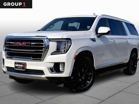 Used 2023 GMC Yukon XL SLT image 1