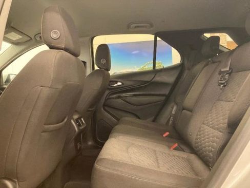 Used 2019 Chevrolet Equinox LT FWD image 11