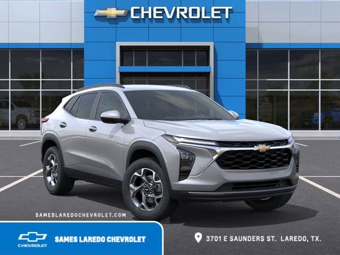 New 2026 Chevrolet Trax LT w/ Driver Confidence Package image 7