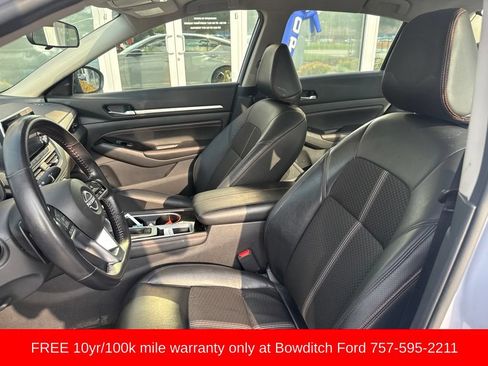 Used 2023 Nissan Altima 2.5 SR FWD image 10