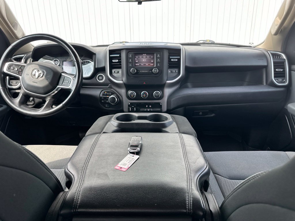 Used 2020 RAM 1500 Big Horn AWD/4WD image 32