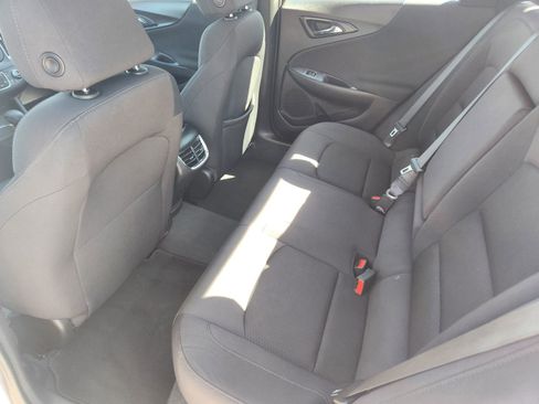 Used 2023 Chevrolet Malibu LT FWD image 33