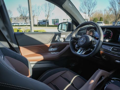 New 2026 Mercedes-Benz GLE 53 AMG 4MATIC Coupe image 18