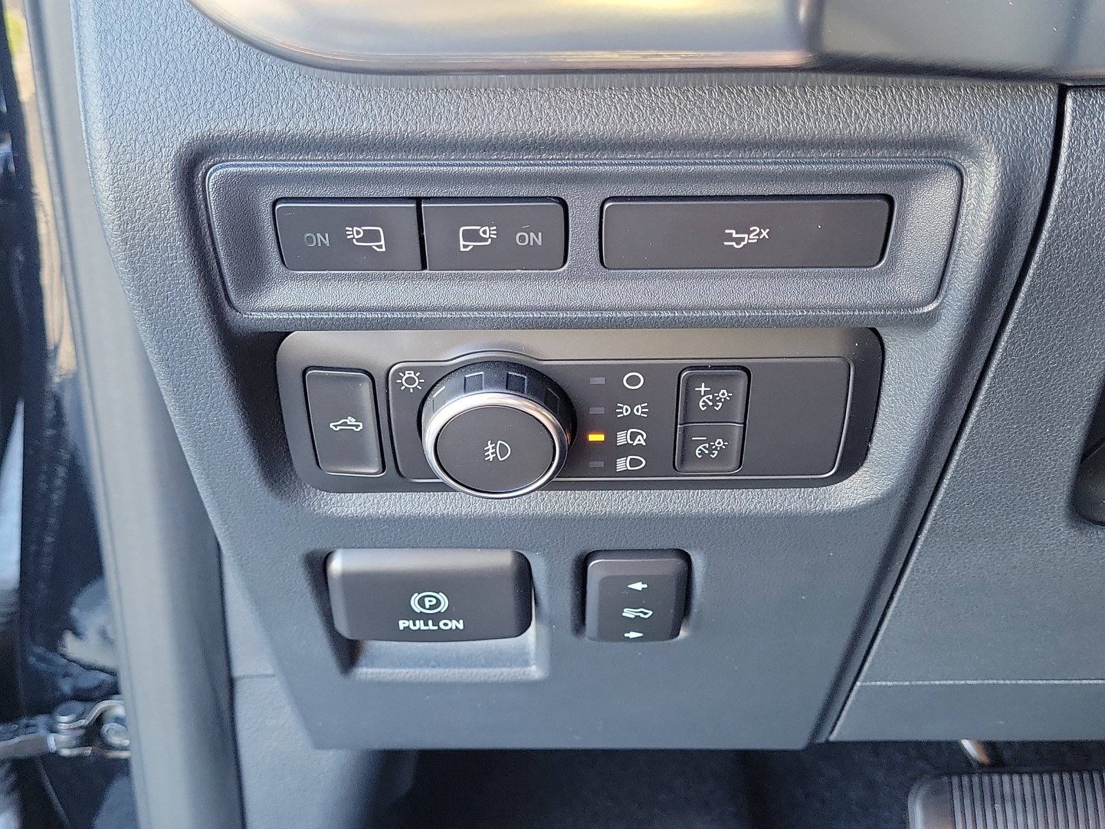 Certified 2022 Ford F150 4x4 SuperCrew image 31