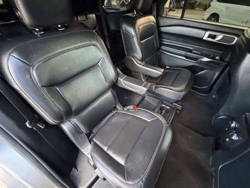 Used 2020 Ford Explorer XLT w/ Equipment Group 202A image 19
