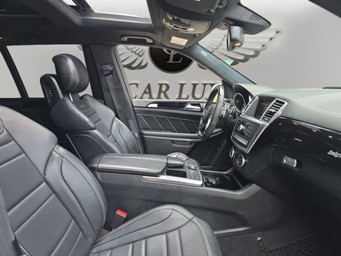 Used 2016 Mercedes-Benz GL 63 AMG 4MATIC image 15