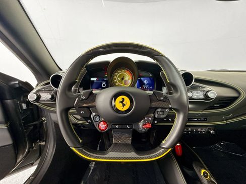 Certified 2021 Ferrari F8 Tributo RWD image 10
