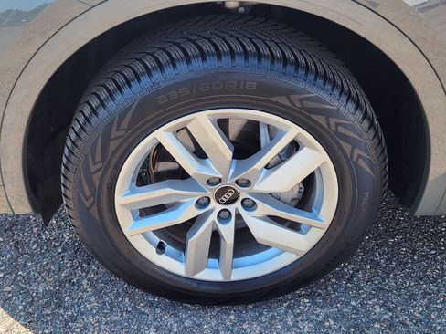 Used 2023 Audi Q5 2.0T Premium w/ Convenience Package image 7