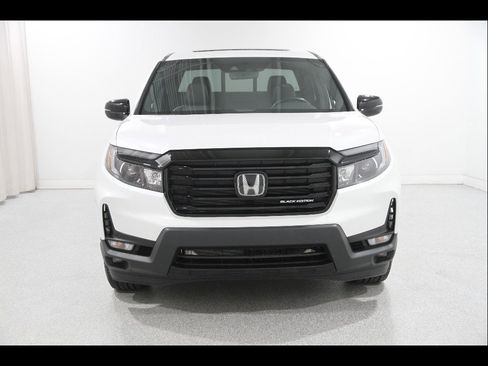 Certified 2023 Honda Ridgeline Black Edition image 2